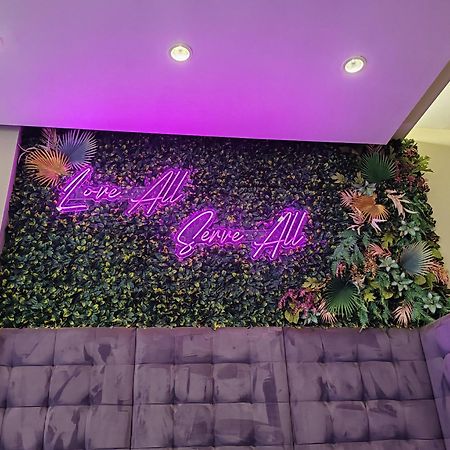 Regal Inn Umhlanga Gateway Дърбан Екстериор снимка