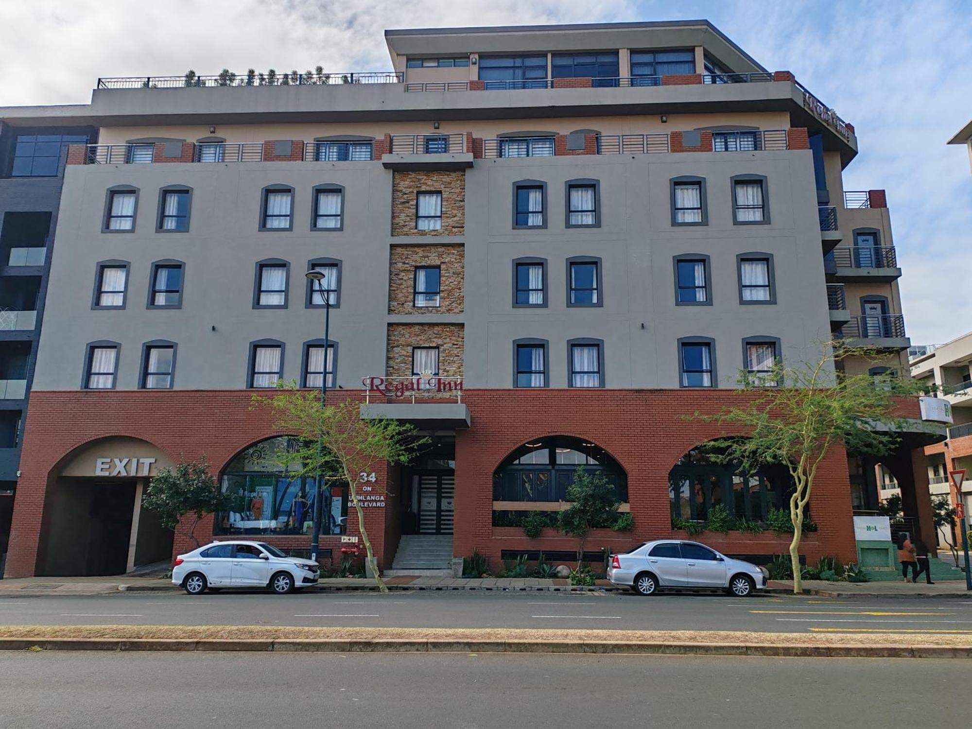 Regal Inn Umhlanga Gateway Дърбан Екстериор снимка